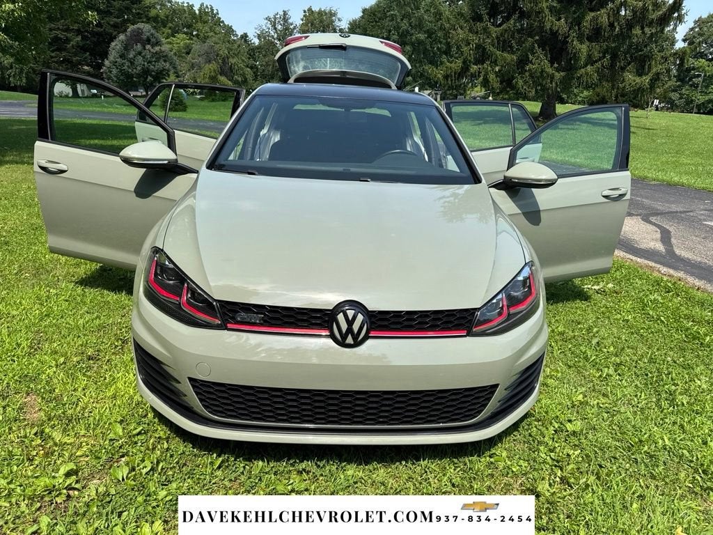 2017 Volkswagen Golf GTI S 4-Door