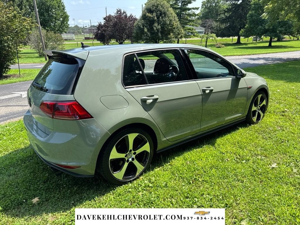 2017 Volkswagen Golf GTI S 4-Door