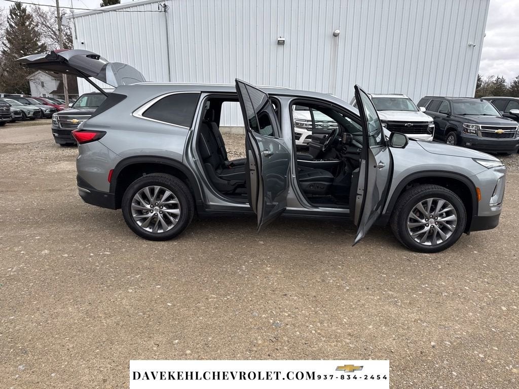 2025 Buick Enclave Preferred