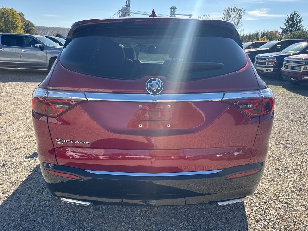 2023 Buick Enclave Essence