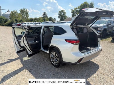 2021 Toyota Highlander Hybrid Platinum