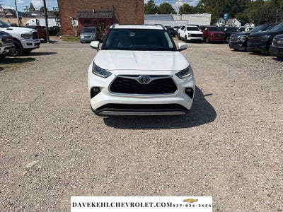 2021 Toyota Highlander Hybrid Platinum