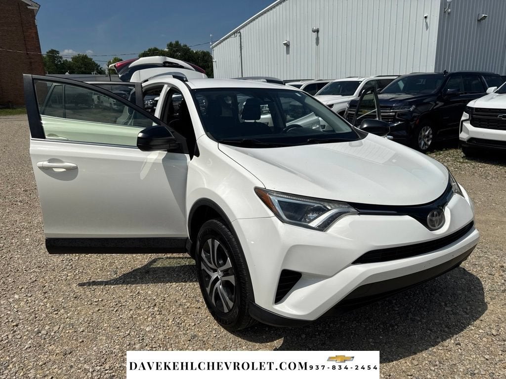 2017 Toyota RAV4 LE