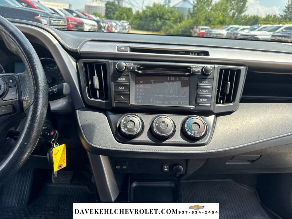 2017 Toyota RAV4 LE