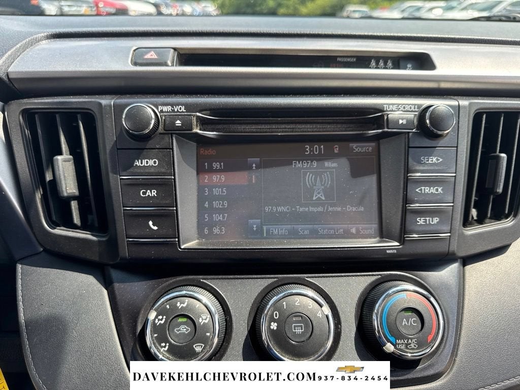 2017 Toyota RAV4 LE