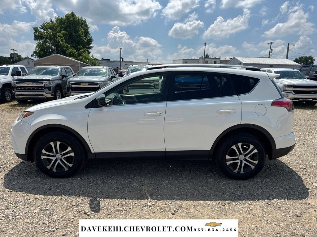 2017 Toyota RAV4 LE
