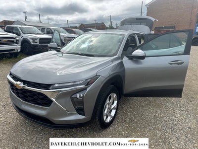 2025 Chevrolet Trax LS