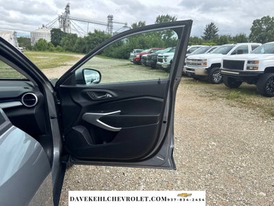 2025 Chevrolet Trax LS
