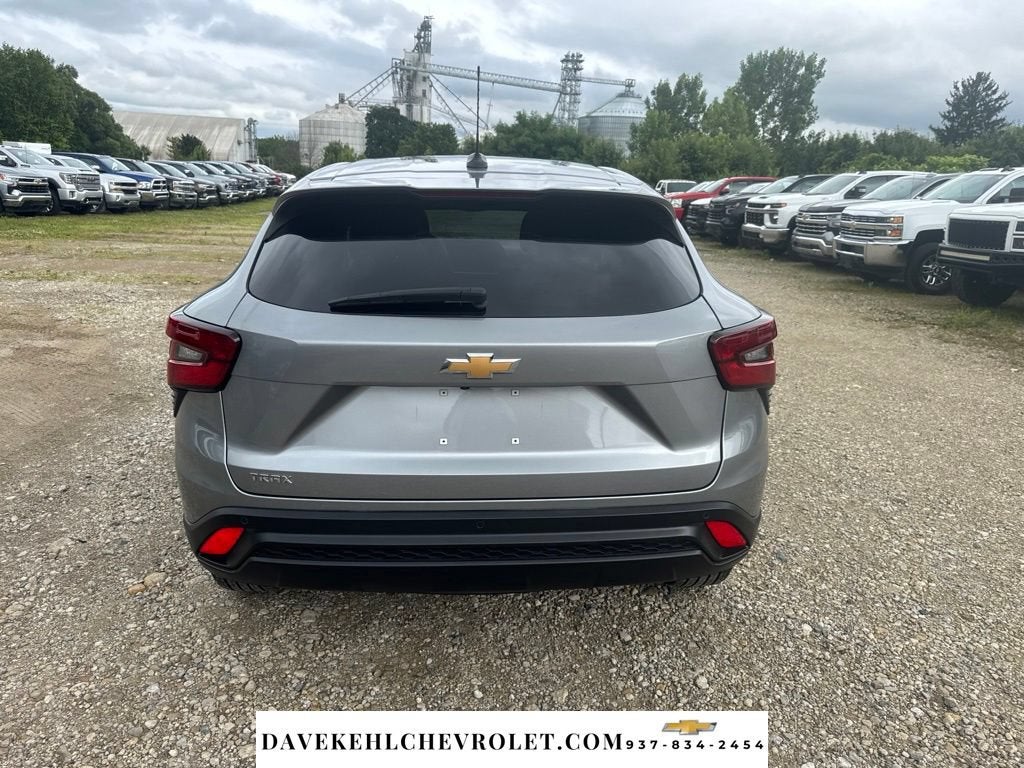 2025 Chevrolet Trax LS
