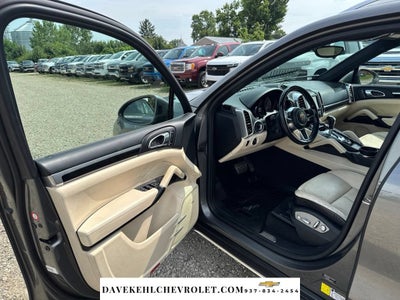 2016 Porsche Cayenne S