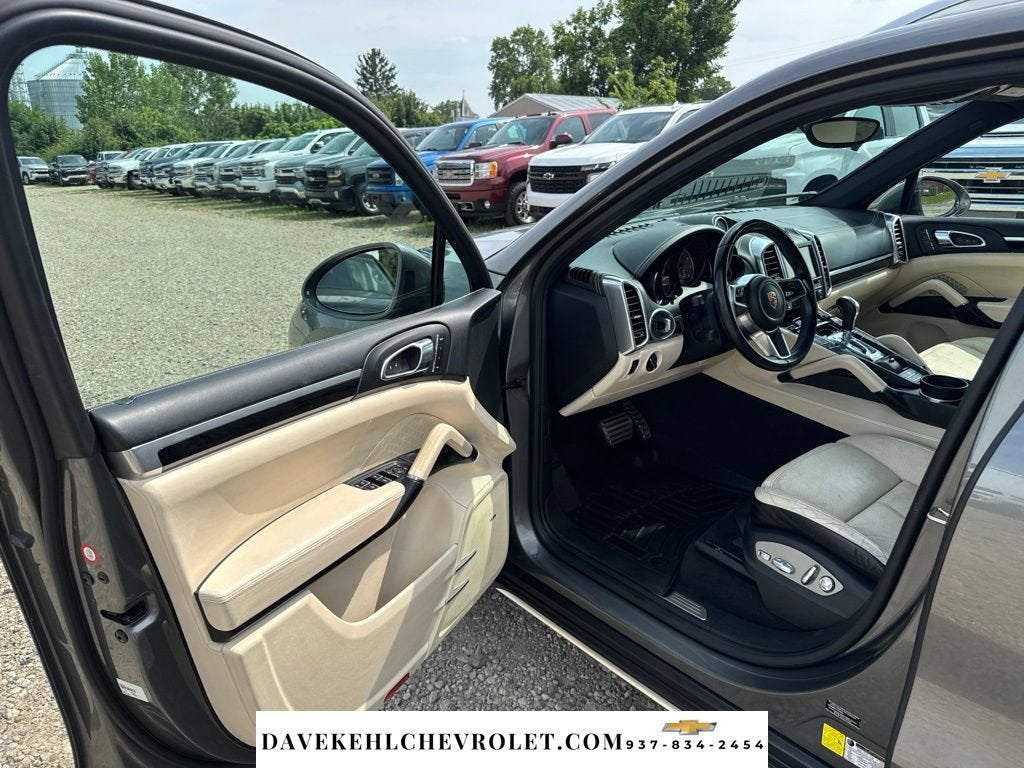 2016 Porsche Cayenne S