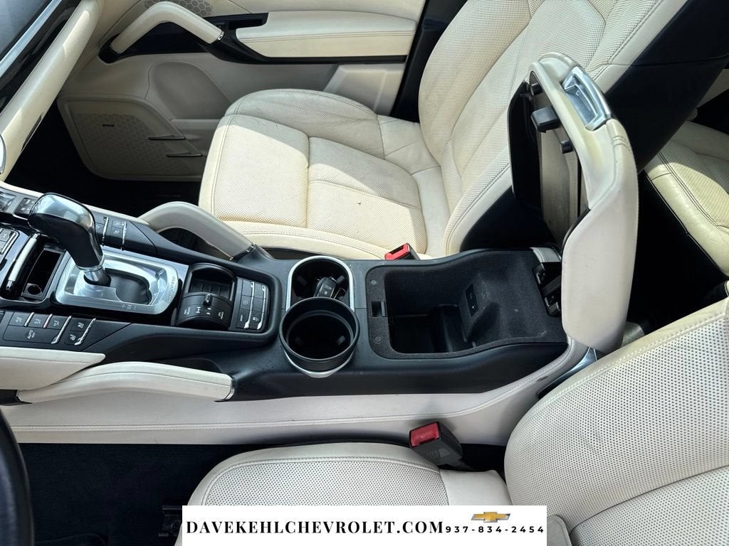 2016 Porsche Cayenne S