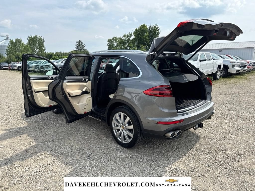 2016 Porsche Cayenne S